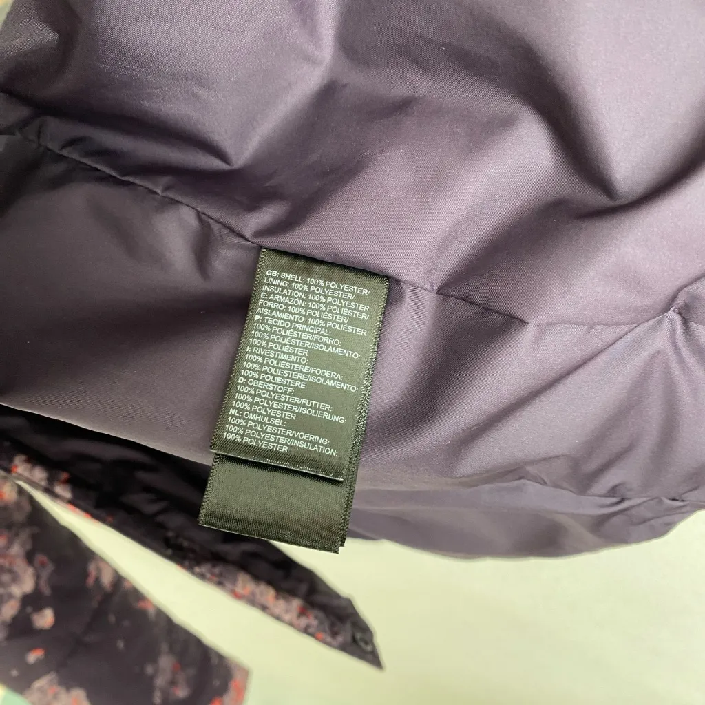 The North Face NWOT  Women's Puffer Jacket - SP - Image 7