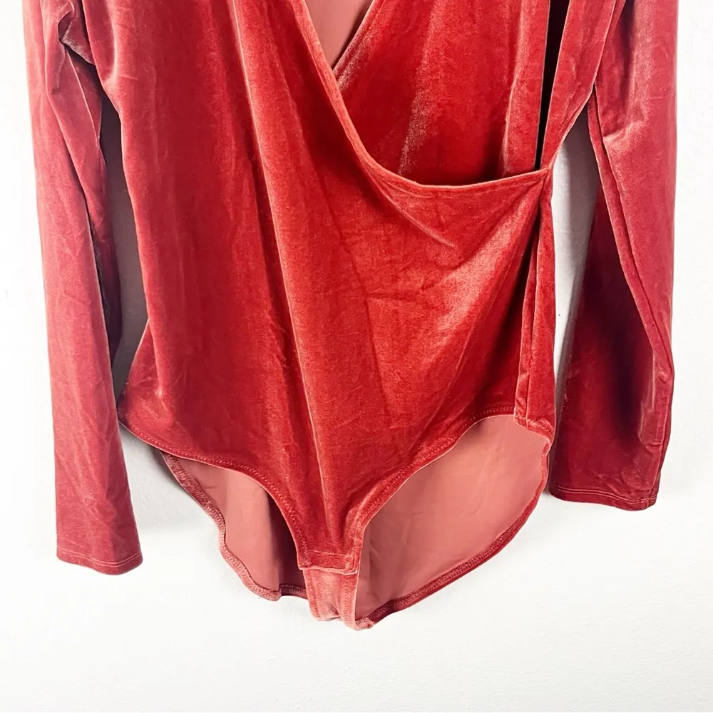 MADEWELL Rust Long Sleeves Velvet Faux Wrap V-Neck Bodysuit, Size XL - Image 12