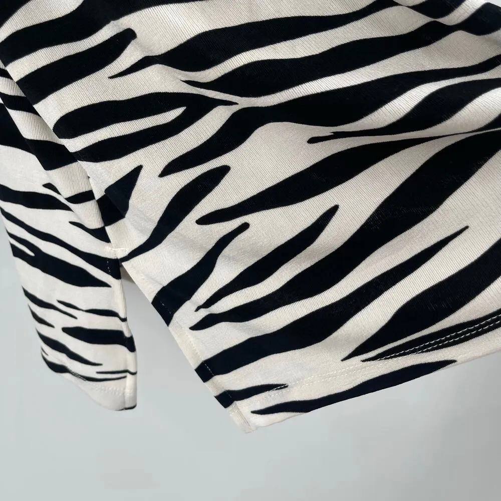 CHICO'S Travelers Top Size 2 (US 12/14) Classic Zebra Print Split-Neck Vacation - Image 10