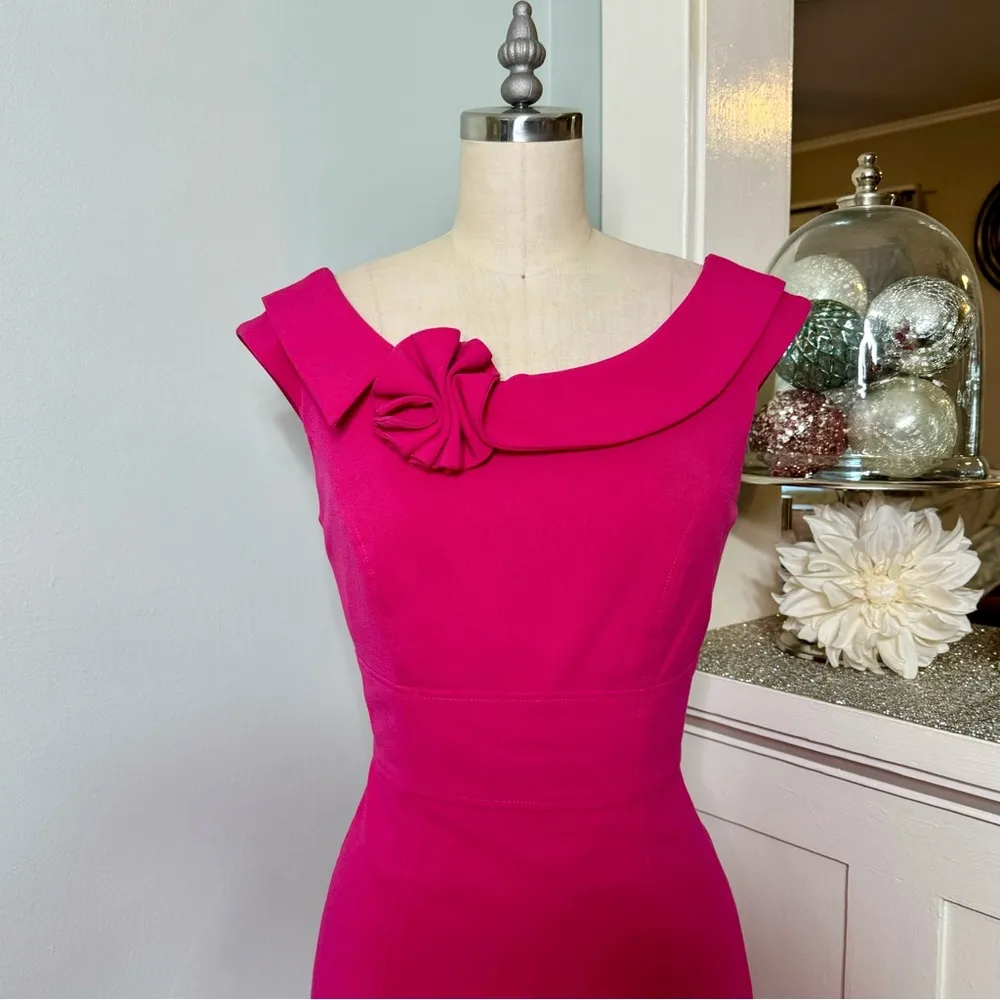 Calvin Klein Pink Sheath Dress Floral Scoop Neckline Size 4 - Image 3