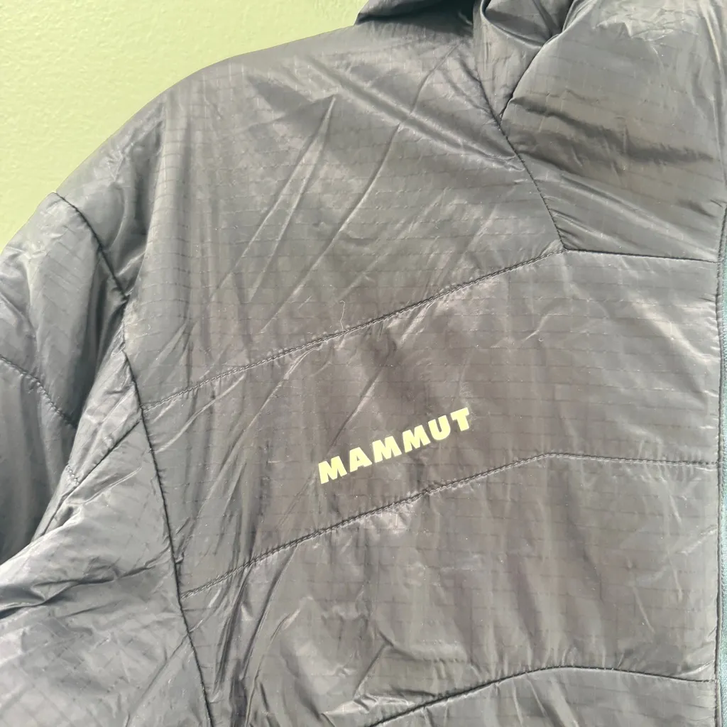 Mammut Women’s Eigerjoch Light IN Hooded Jacket Night Large Blue - Image 10