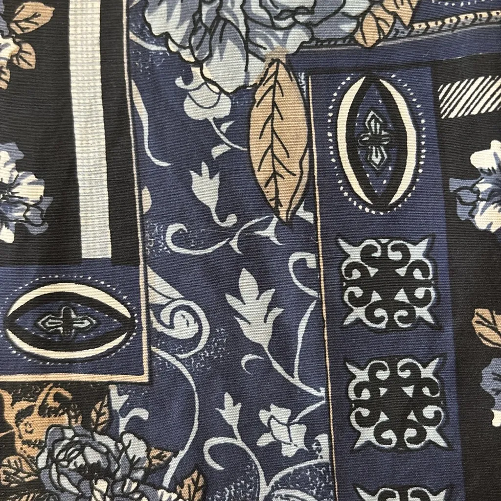 Anna and Frank Navy/Tan 100% Silk Floral Print Patchwork Button Down Blouse L Blue Size L - Image 5