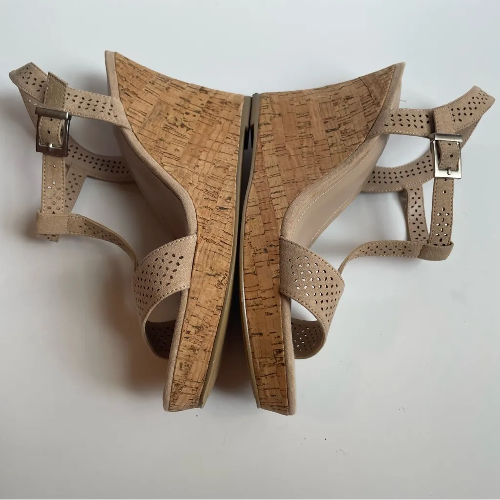 Charles By Charles David Tan Sandals with Perforated Design (NWT) - Image 4