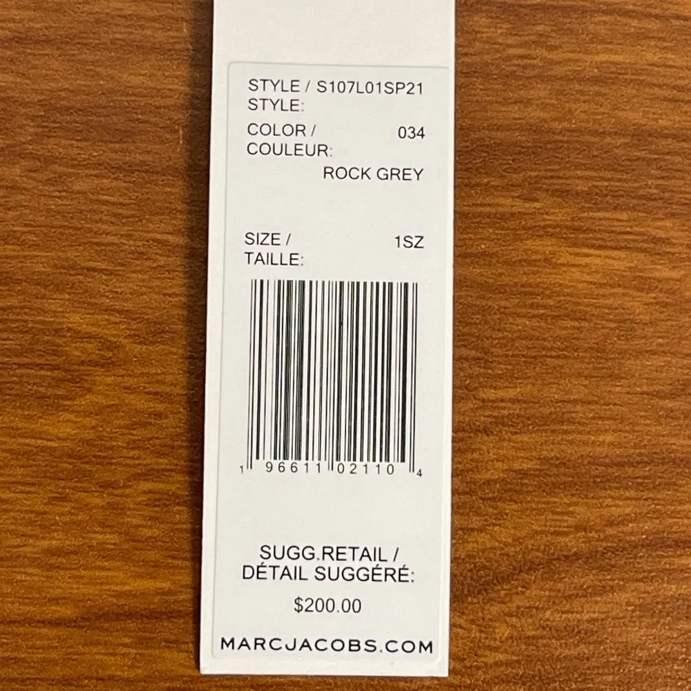 Marc Jacobs Groove Pebbled Leather Phone Crossbody Bag, Rock Grey - NWT - Image 6
