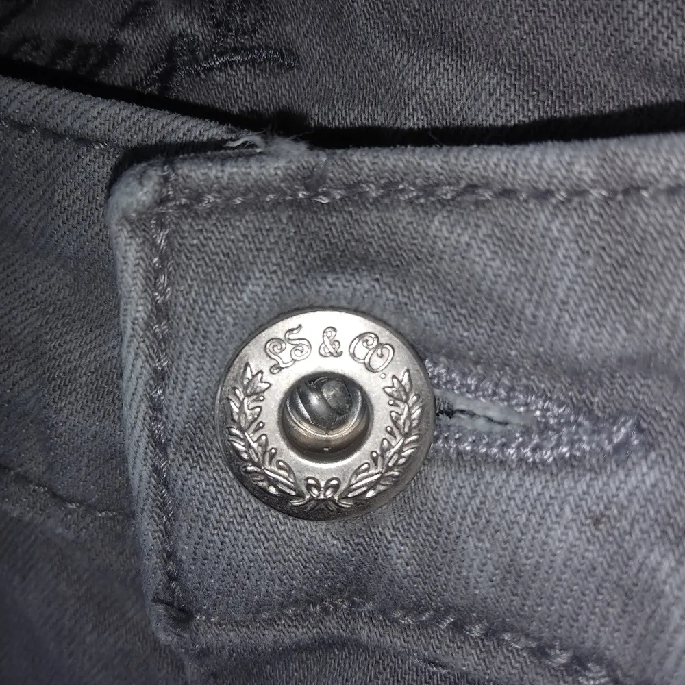 Levis 6 Gray Jeans Rivet Flap Pocket Shorts - Image 10