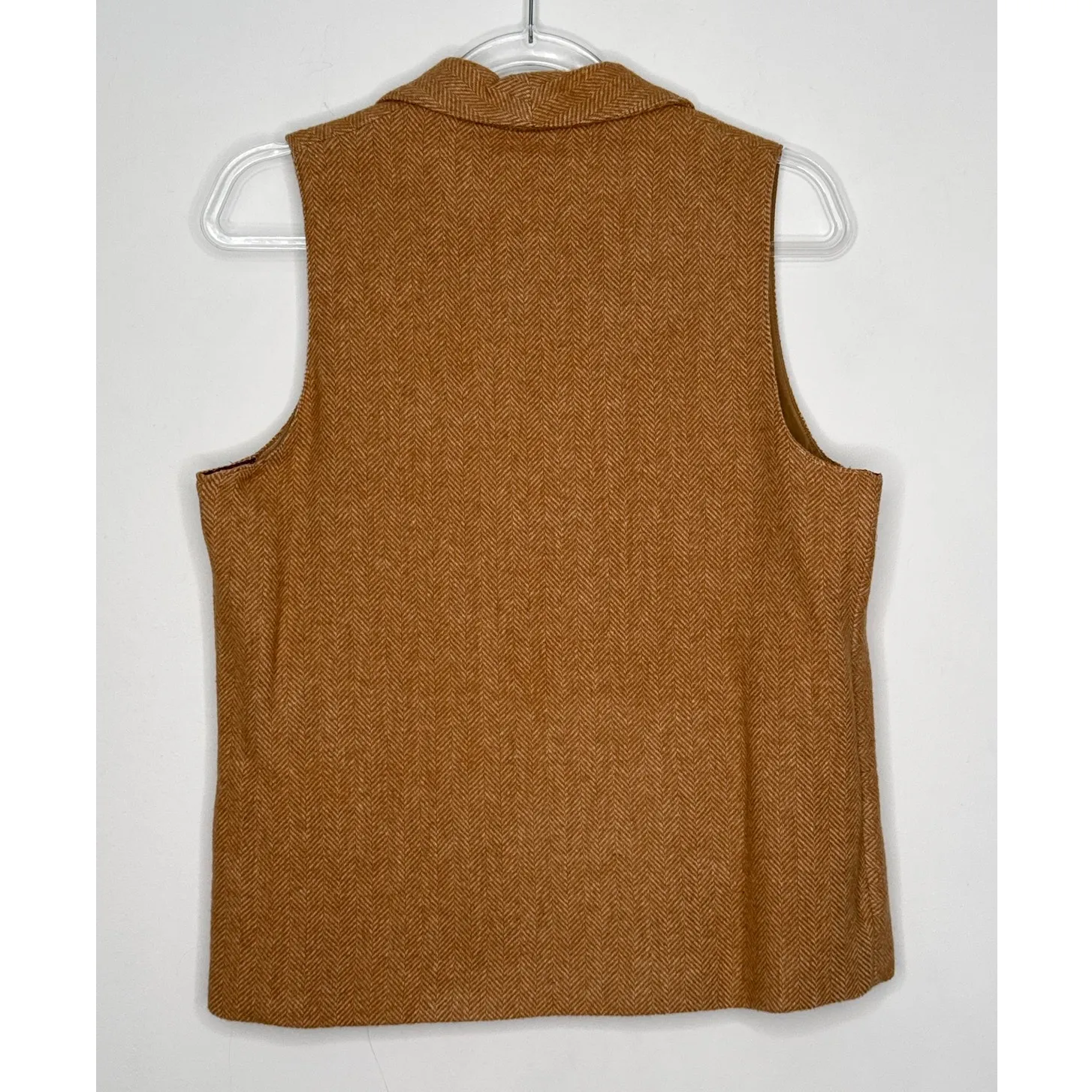 1980s Charlotte Ford II Camel Herringbone Wool Vest & Skirt Set Small - Image 4