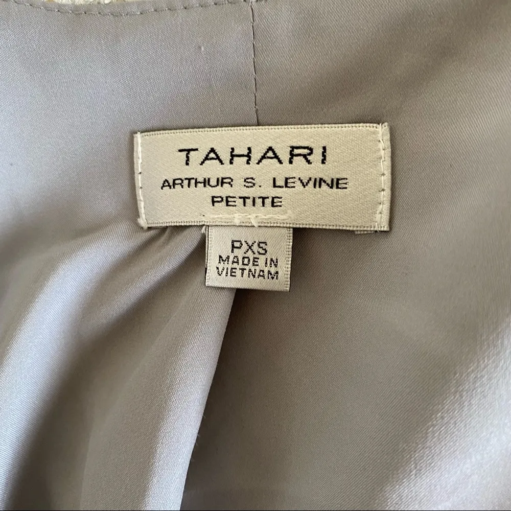 Tahari  ASL Silver Metallic Sequined Cape Blazer - Image 9