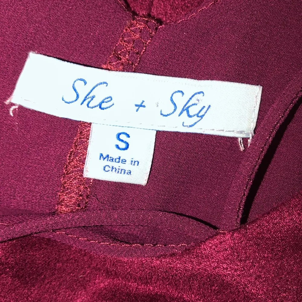 She + Sky small cranberry color velvet top Red - Image 4