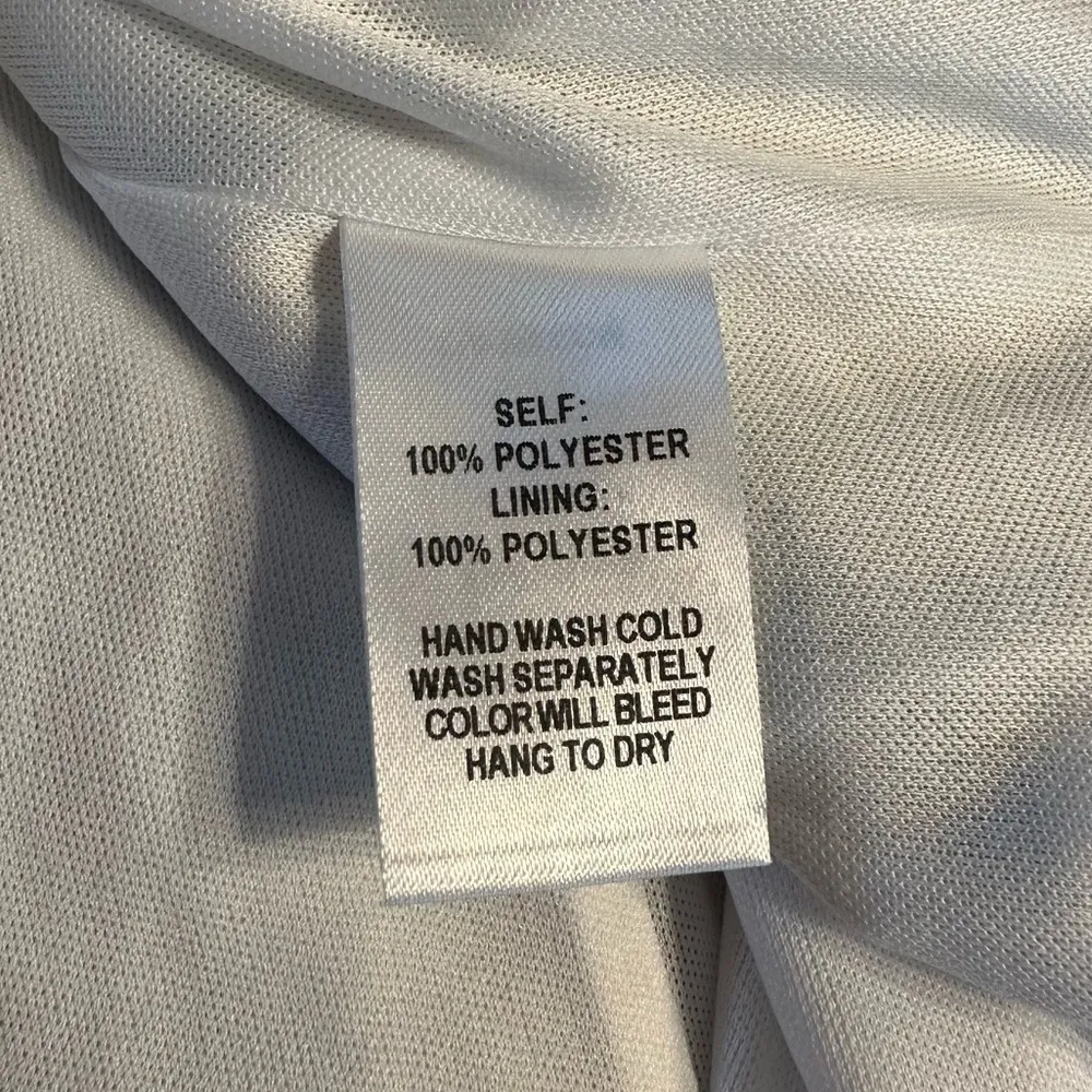 Lulu’s Dream of You Ivory Floral Print Off-the-Shoulder Shift Dress size S NWT - Image 11