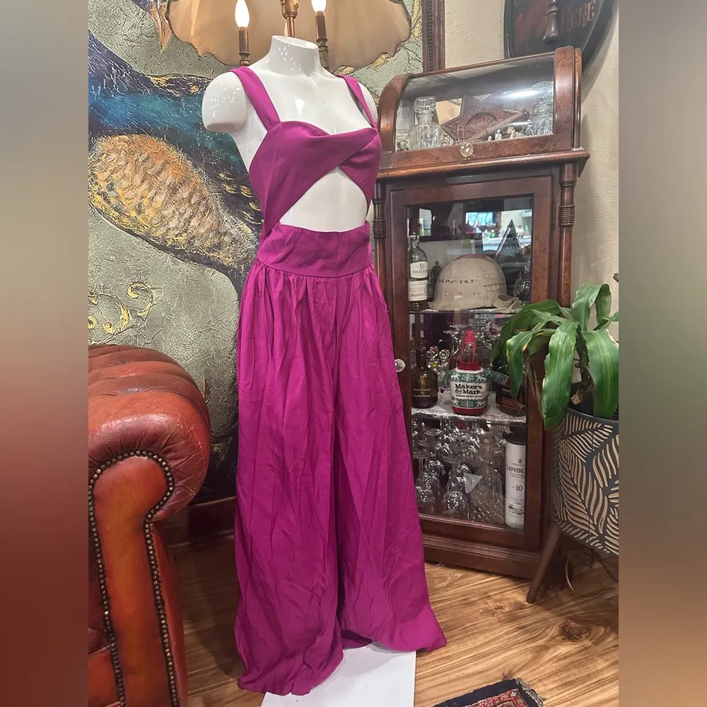 NWOT Shein Magenta wide leg jumpsuit Dress with Cutout Design - Image 2
