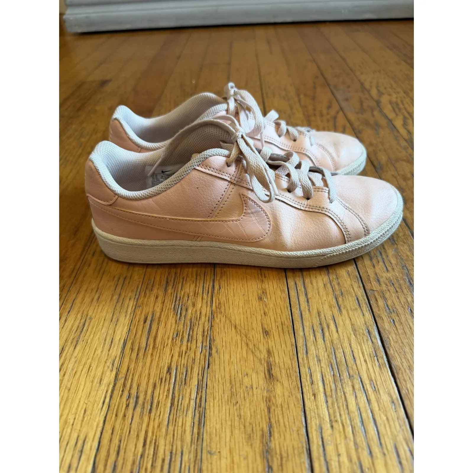 Nike Court Royale Shoes Womens Size 8 Pink Low Top Casual Tennis 749867-604 - Image 2