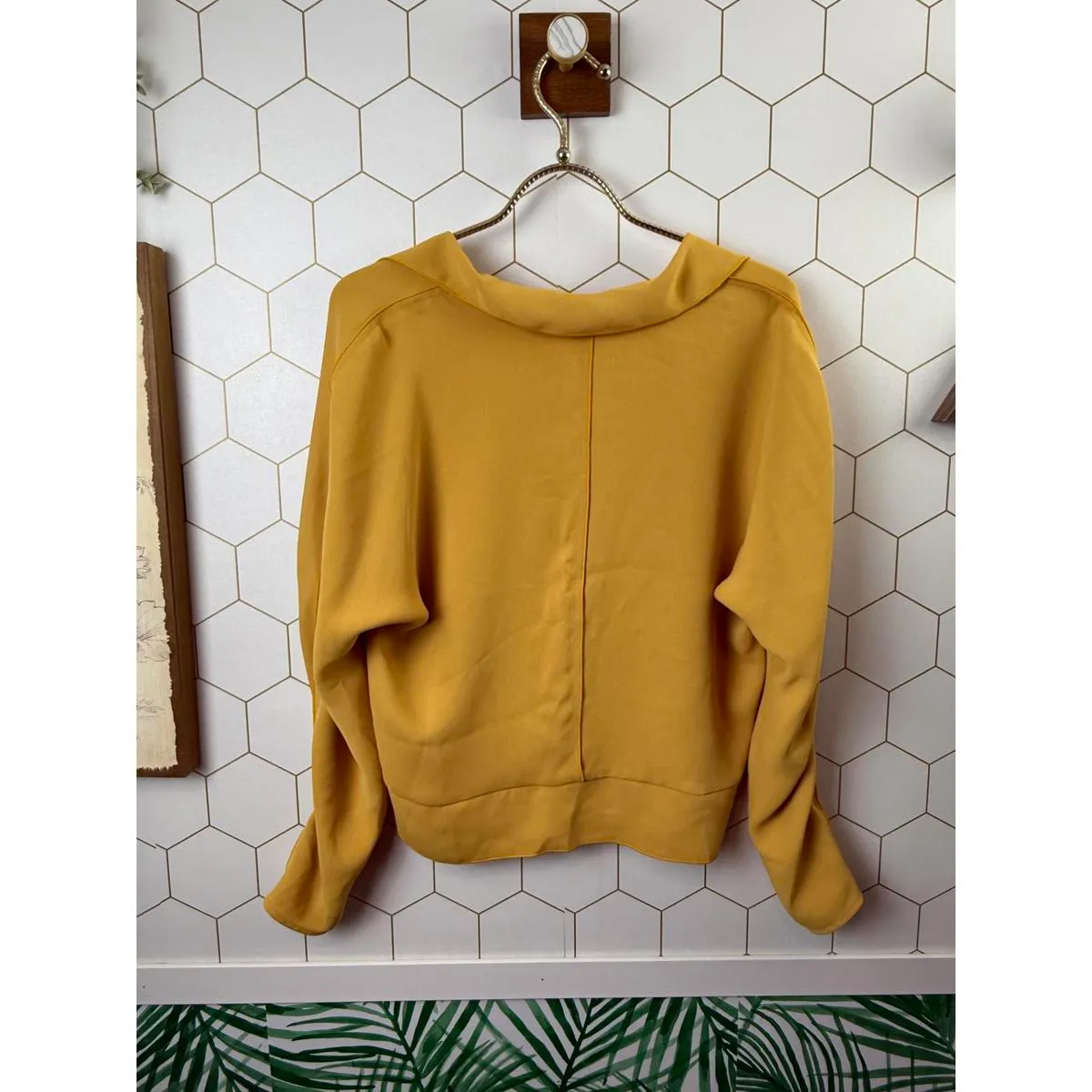 Babaton Aritzia Yellow BrettCollared Draped Front Blouse - Size - XS - Image 2