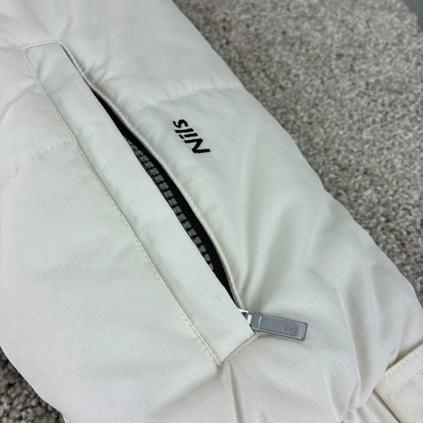 Vintage Nils Skiwear Womens‎ Size 12 Cream Puffer Jacket Down Filled Winter Coat Black - Image 10