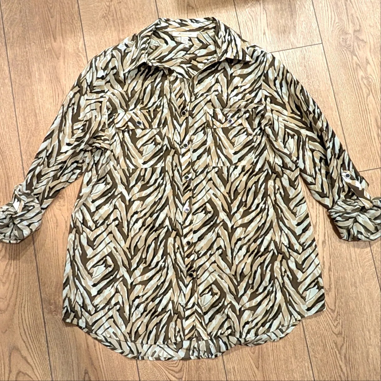 JM Collection Plus 14 Zebra Print Tunic Top Shirt Button down Brown Animal - Image 1