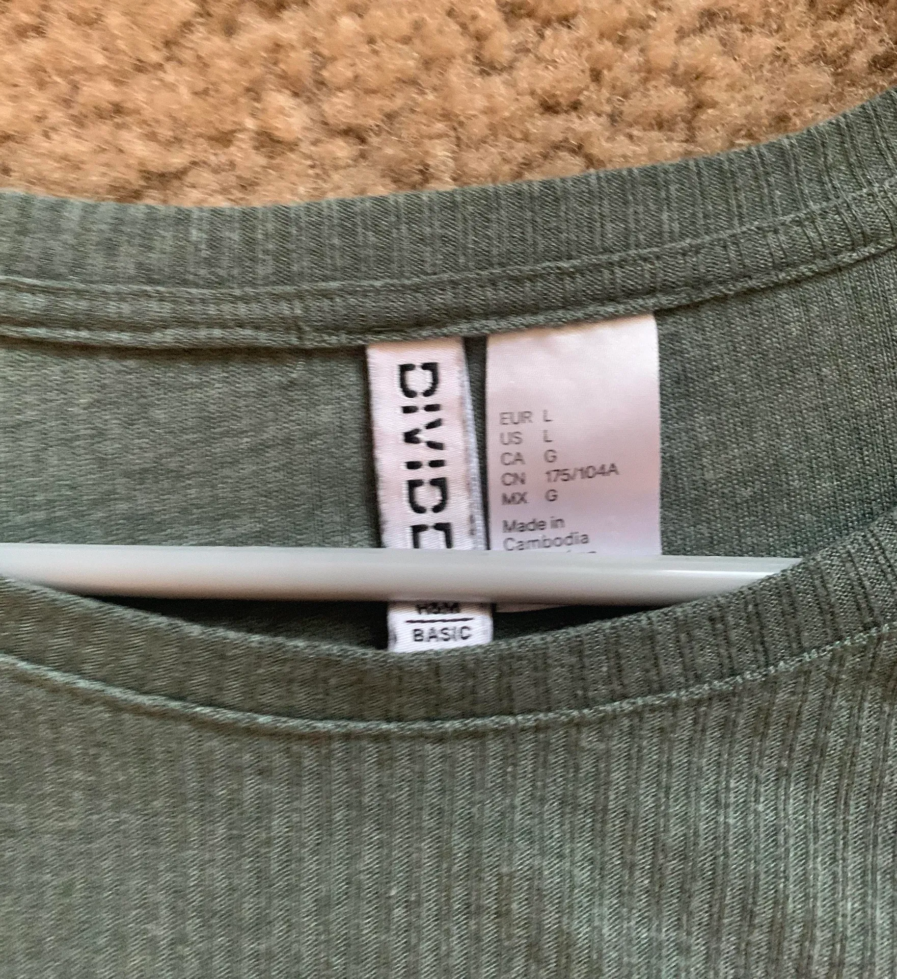 H&M Long Sleeve Crop Top - Image 2