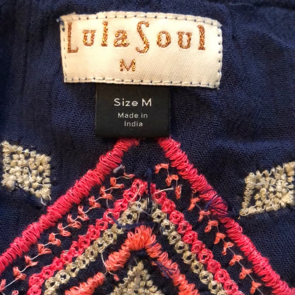Pretty Boho Embroidered Floy Top by Lula Soul Size M - Image 6