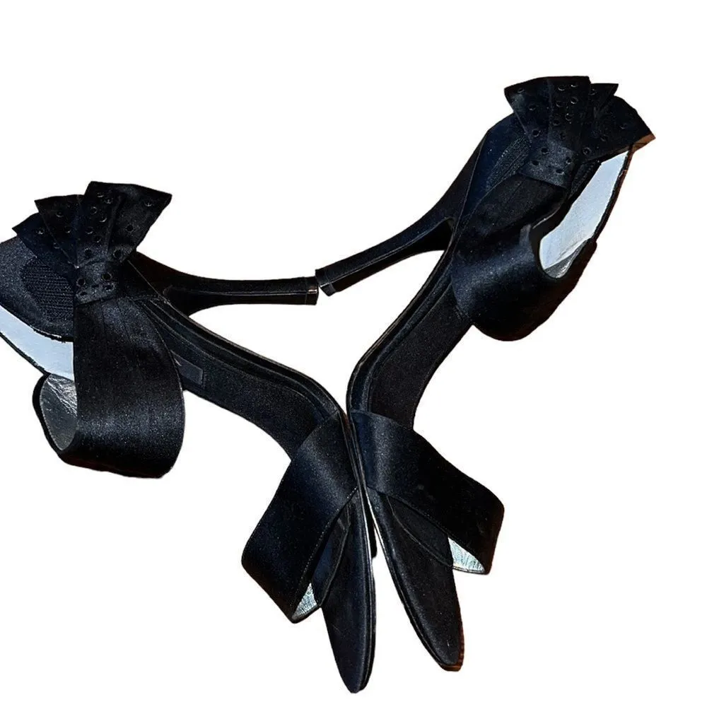 Nina Satin Black Sandals Size 9 - Image 4