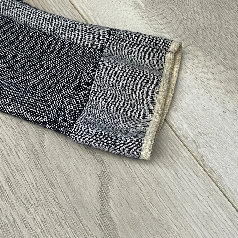 Rag & Bone Sweater letter r womens Heather Blue (medium) classic minimalist chic - Image 4