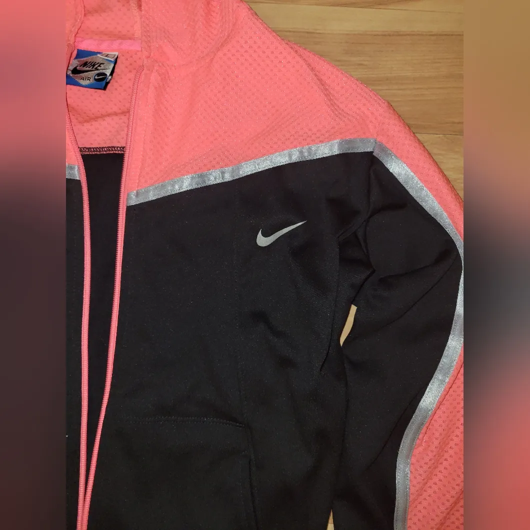 Nike Women's Black and Orange Hooded Jacket - Image 2