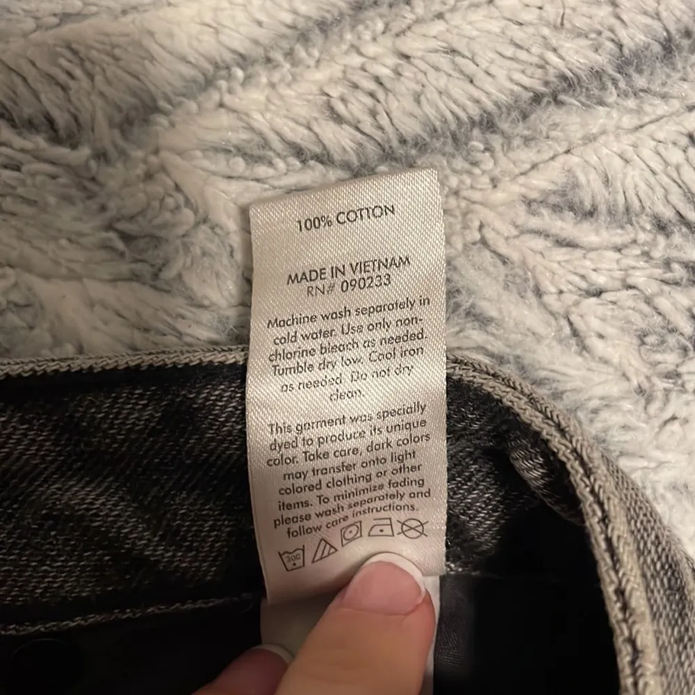 PacSun Black 90s Boyfriend Jeans size 25 - Image 8