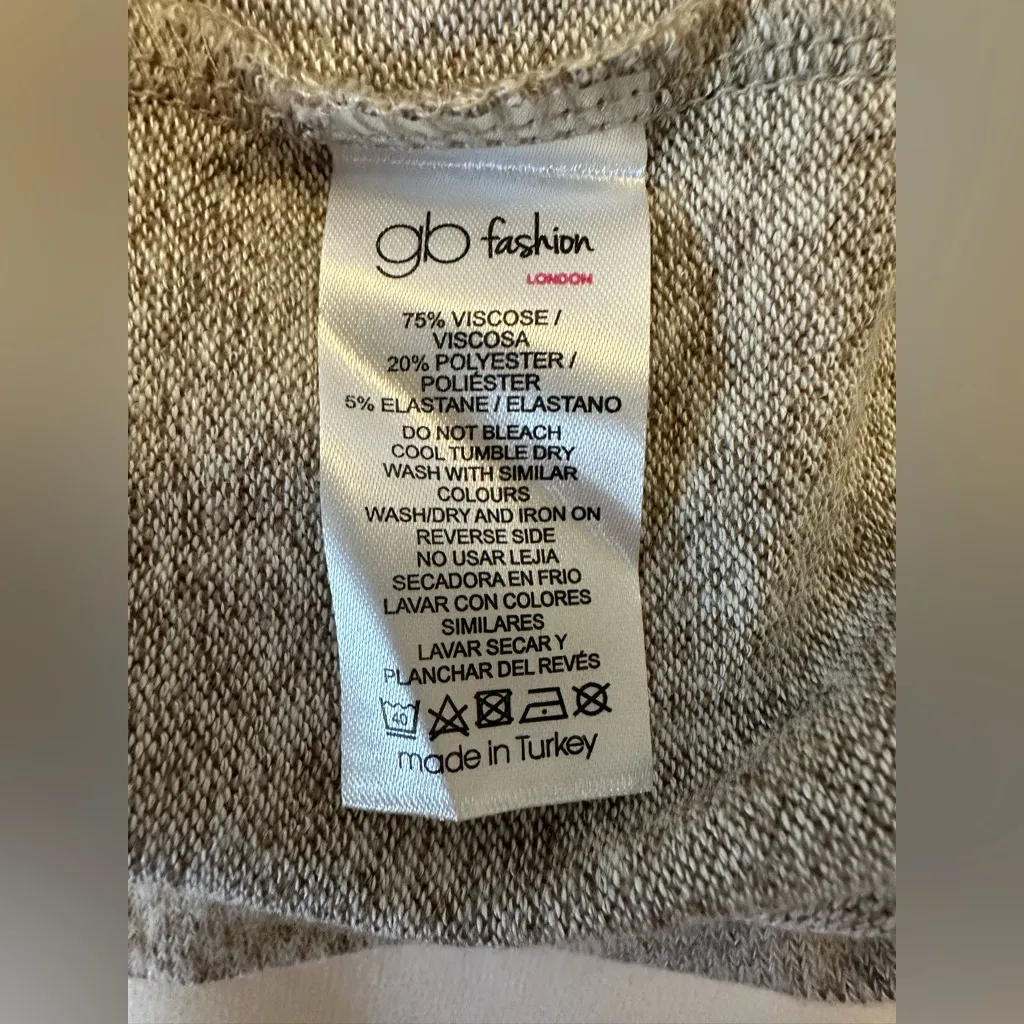 Francesca’s long sleeve collared NWT top Gray Size L - Image 7