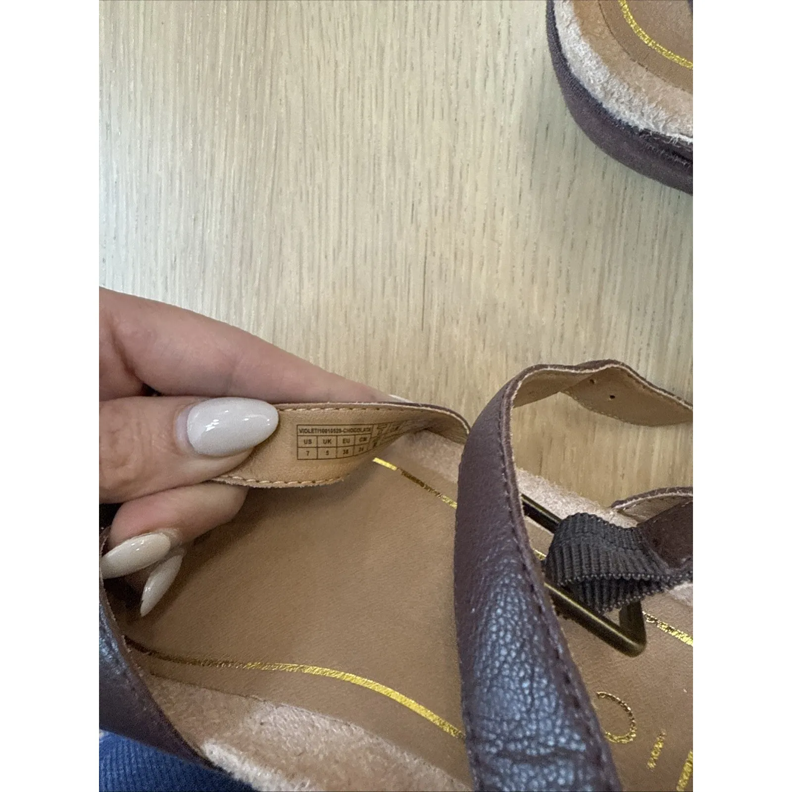 Vionic Violet Chocolate Brown Size 7 wedge sandals comfort shoes - Image 5