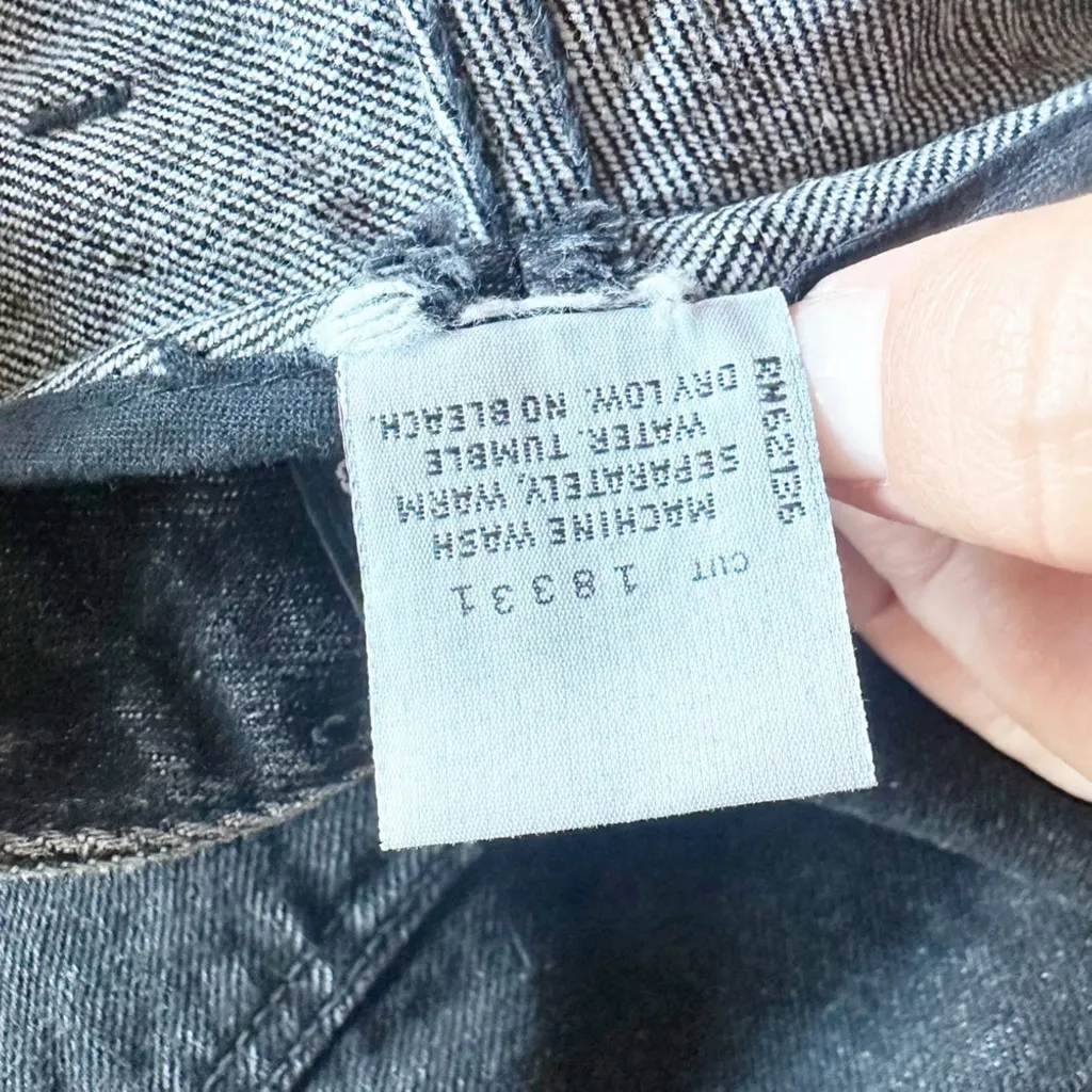 Vintage GUESS by Georges Marciano Black High-Waisted Tapered Jeans Sz 32 USA - Image 9