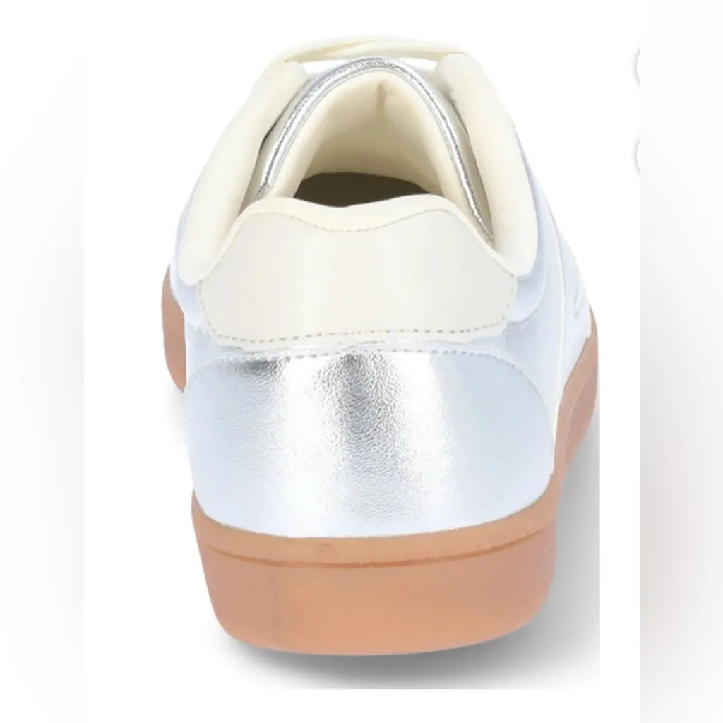 New Women's No Boundaries Lightweight Casual Sport Sneakers Size 8 Silver - Image 2