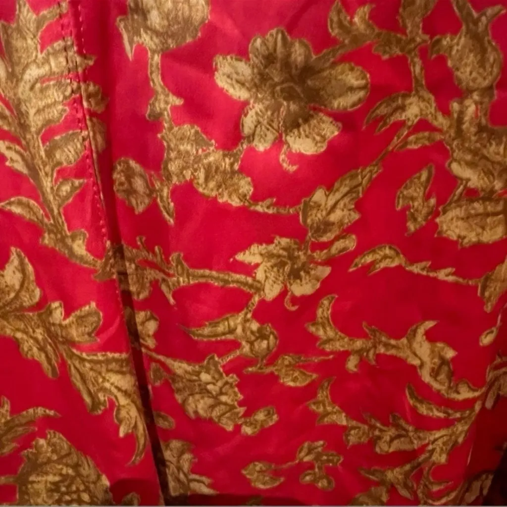 Urban Outfitters Red Floral Satin Mini Dress – Size Small - Image 7