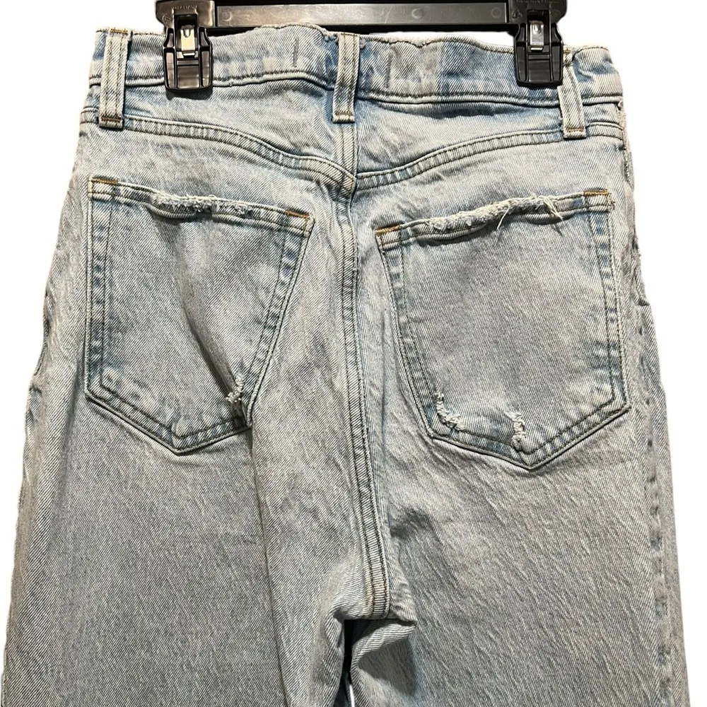 Abercrombie Curve Love 90s Straight Ultra High
Rise Jeans size 25/2 - Image 13