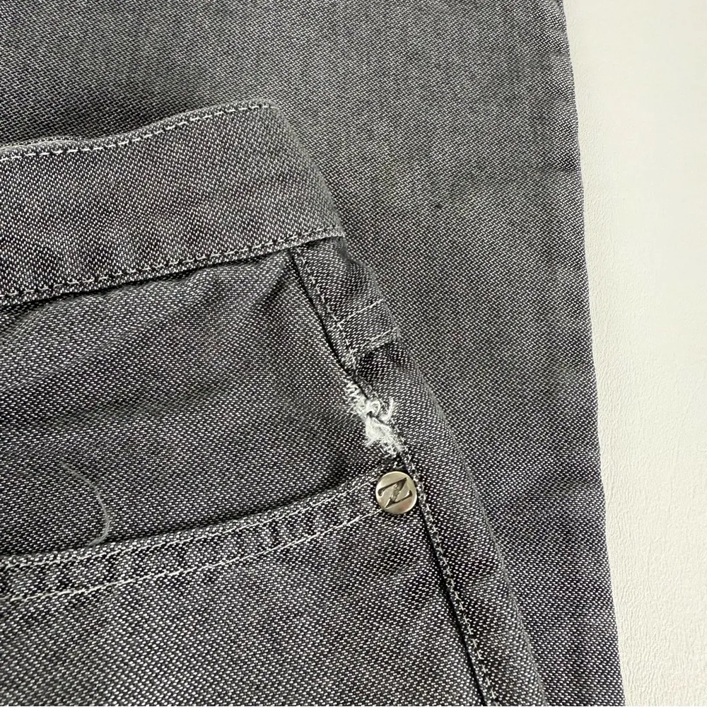 Y2K Zana Di Jeans – Faded Black/Grey - Image 6