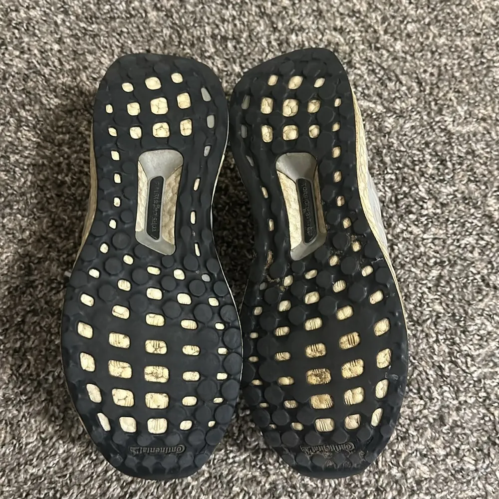 Adidas UltraBoost Shoes - Image 3