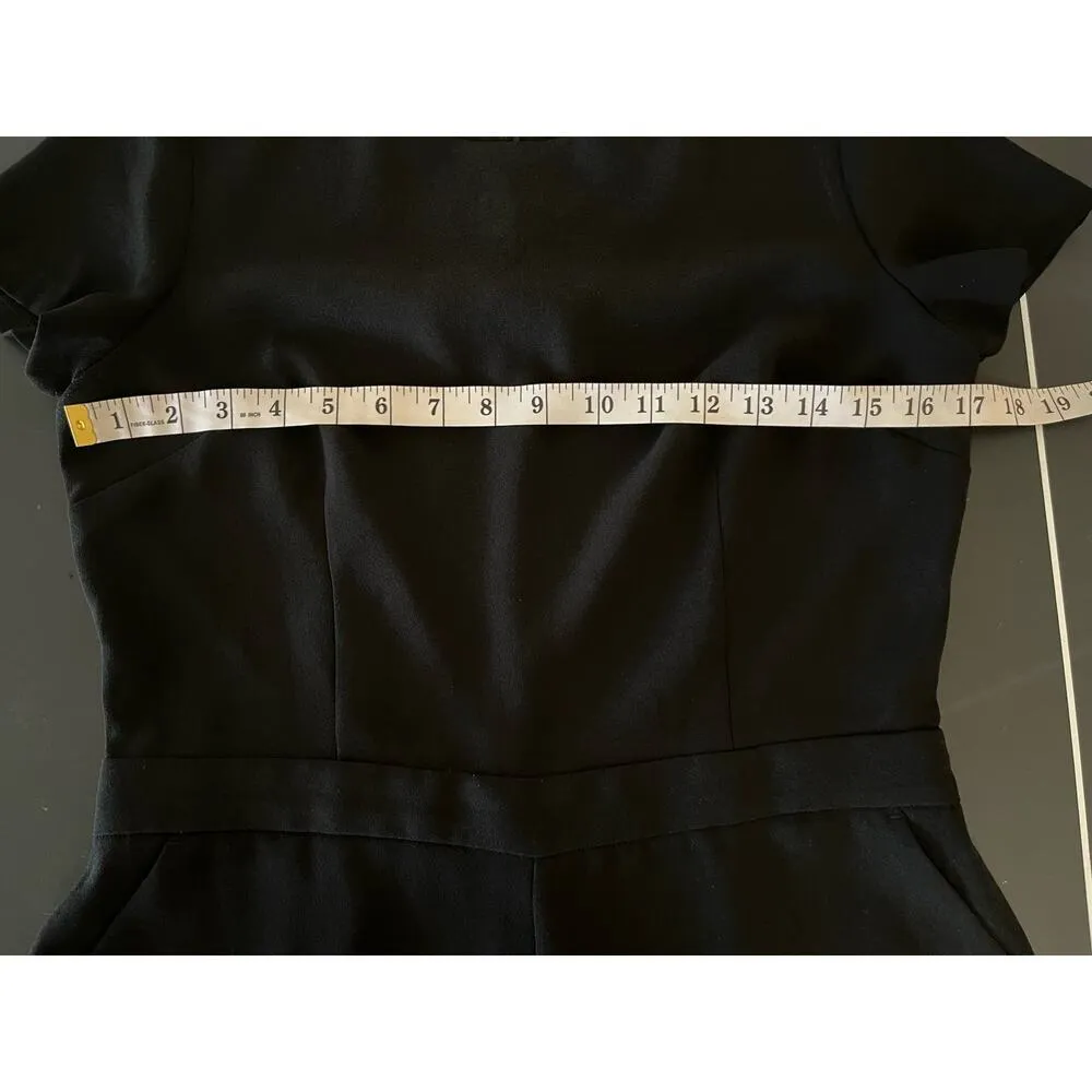Women's Banana Republic black Fitted Romper Shorts pockets keyholeback sz 4 - Image 5