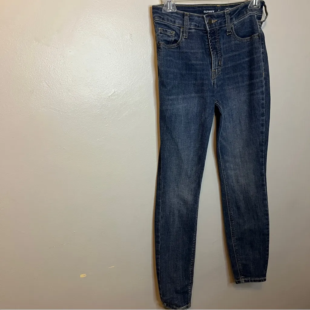 Universal Thread Women's Deep Indigo Skinny Jeans - Image 2