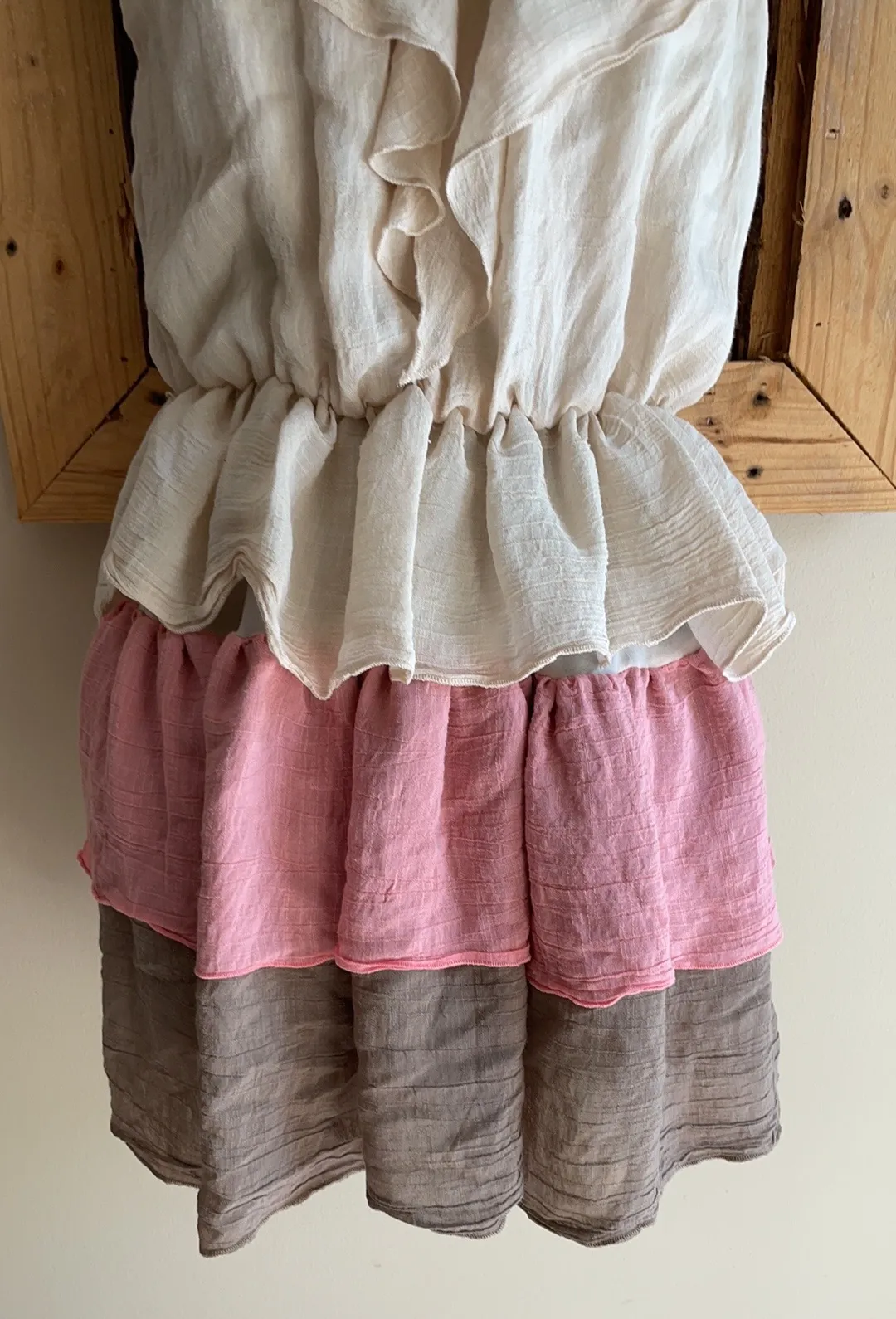 Boho Ruffled Layered Top Cream Coral Khaki Size Small - Image 5