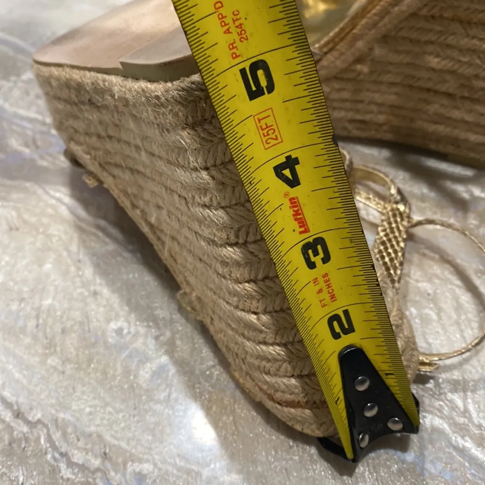 Zara Platform Gold Sandals Size 9 - Image 9