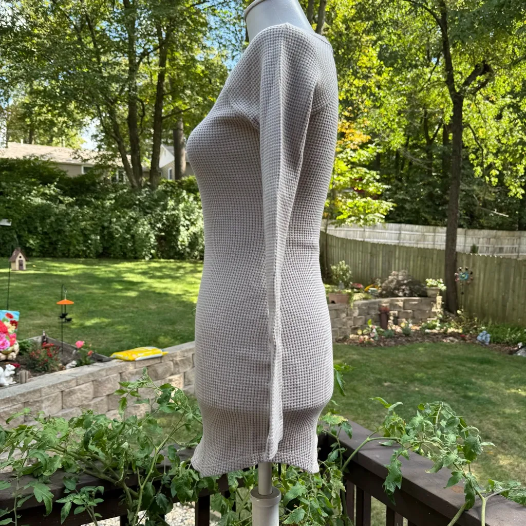 Lovers + Friends Revolve Beige Thermal Mini Tunic Top Dress in Size XS X-Small - Image 3