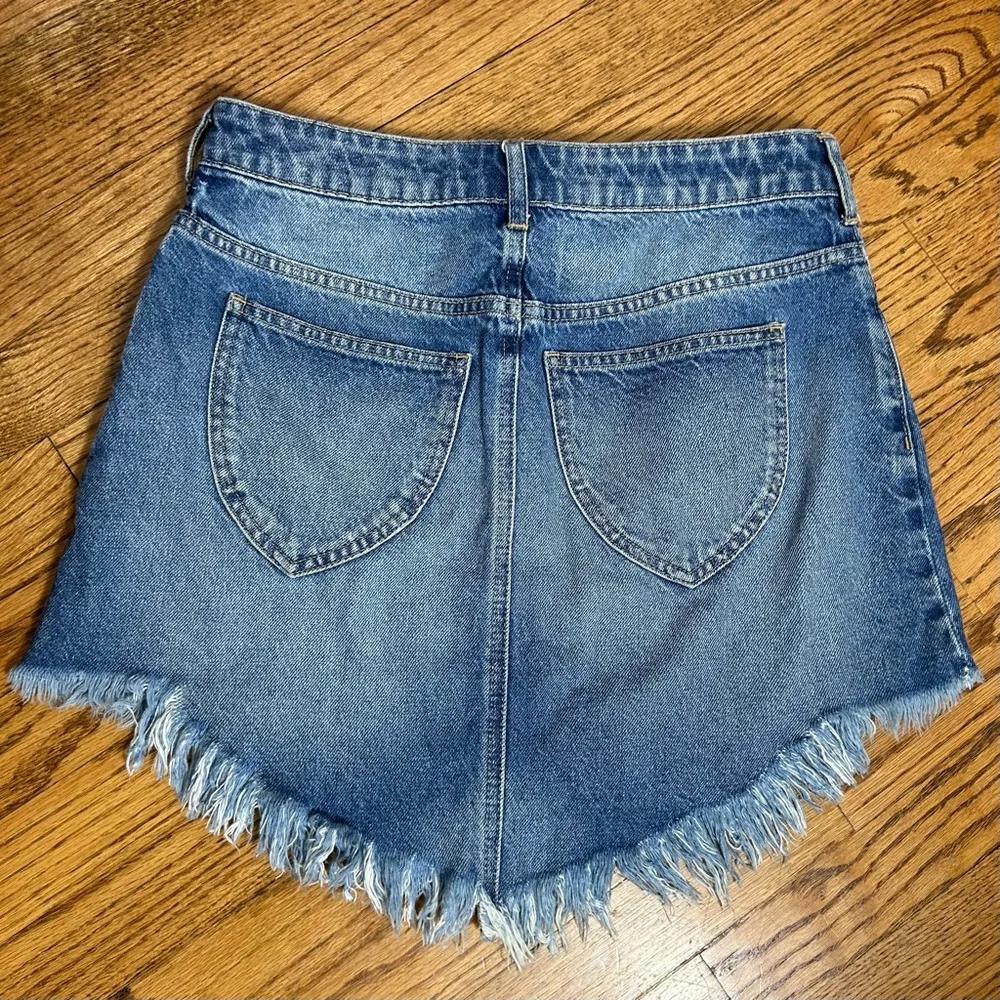 We The Free | Bailey Mini Raw Hem Mountain Blue Denim Skirt Size 28 - Image 5