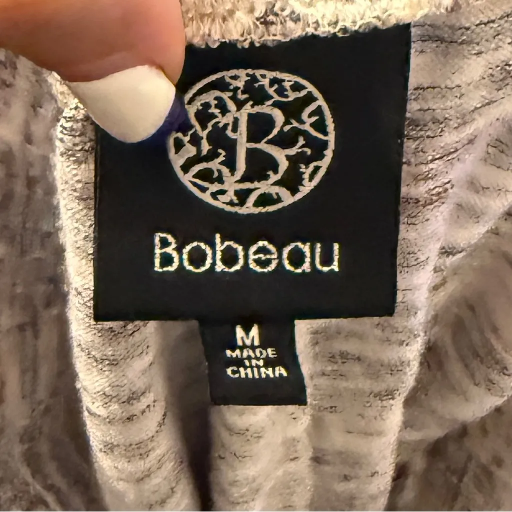 BOBEAU Women’s Gray Space Dye Knit Pullover Hoodie & Shorts Matching Set Size M - Image 9