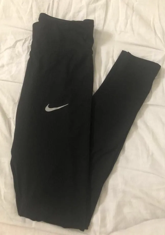Nike Lightly Worn  Leggings! Size XS - Image 4