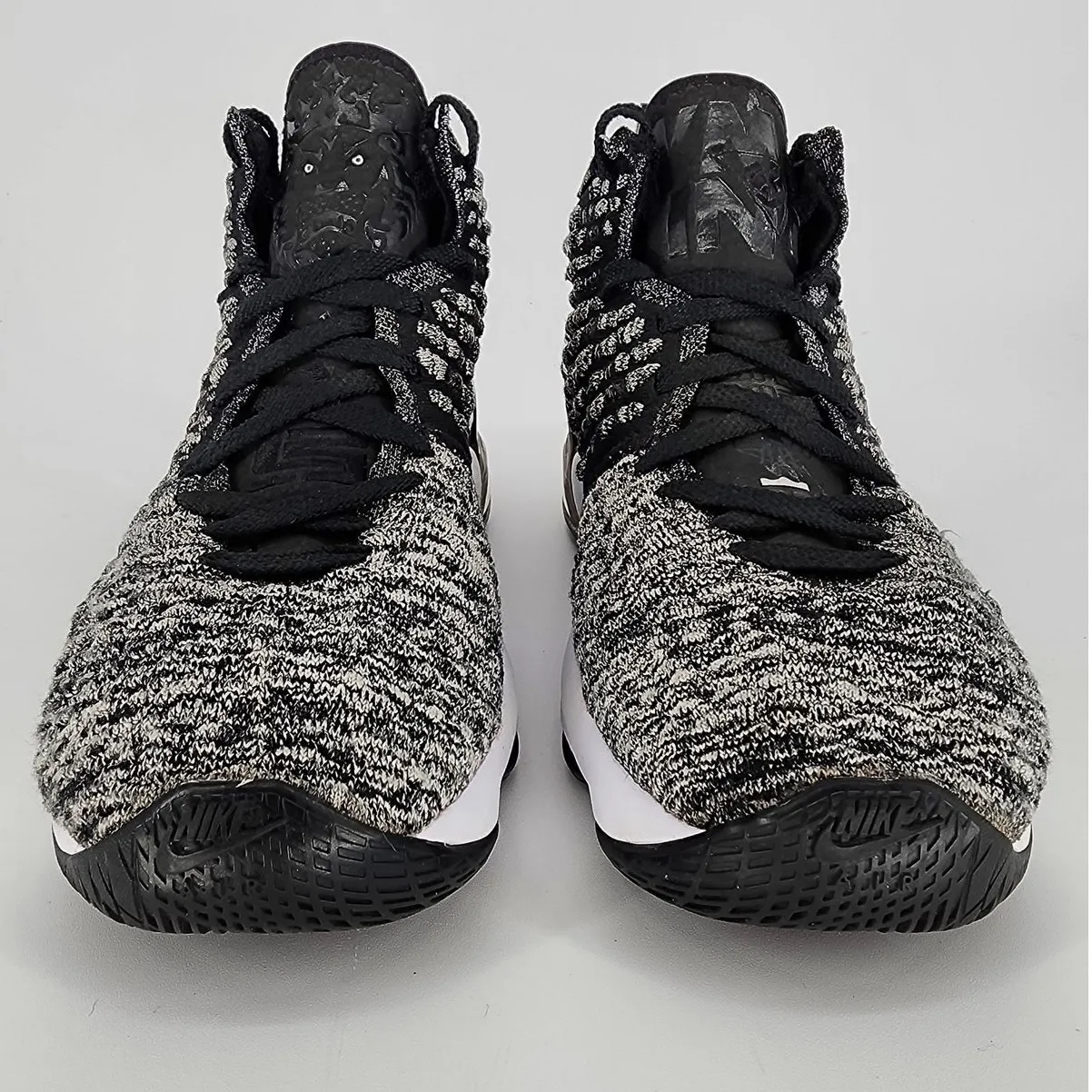 Nike LeBron 17 “In the Arena” Knitposite Basketball Shoes Size 7Y/8.5 Women's - Image 14