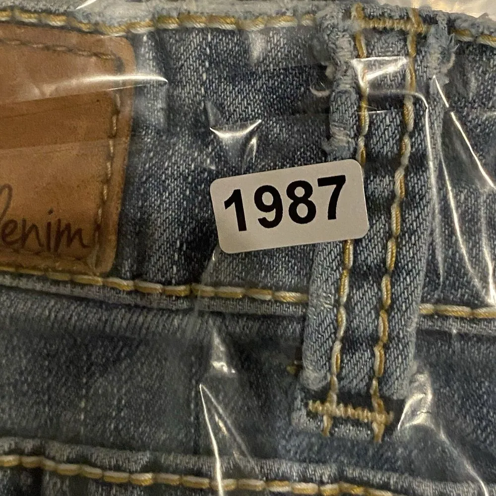 BKE Harper Jeans Womens 31x31.5 Blue Denim Distressed Casual‎ straight 31R flaw - Image 16