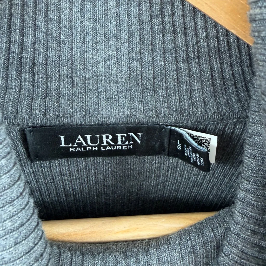 Lauren Ralph Lauren women’s faux leather trim ribbed turtleneck pullover size L - Image 2
