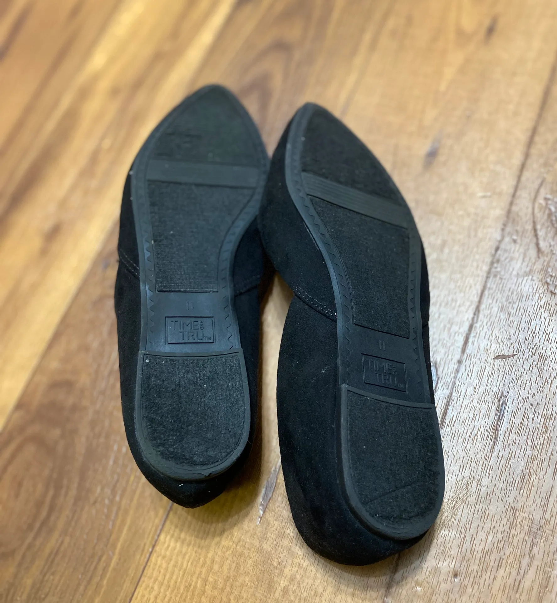 Time & Tru Black Flats - Image 2