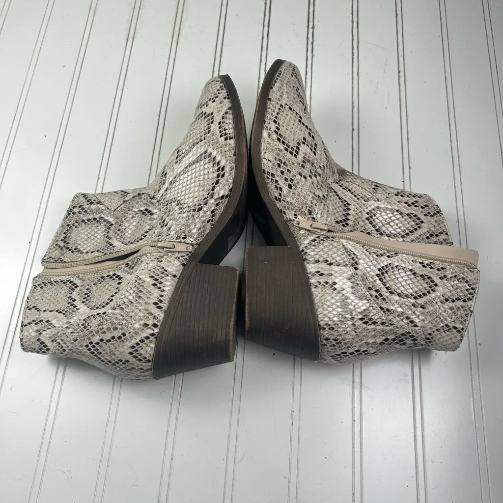 So Snakeskin Ankle Boots Size 10M - Image 3