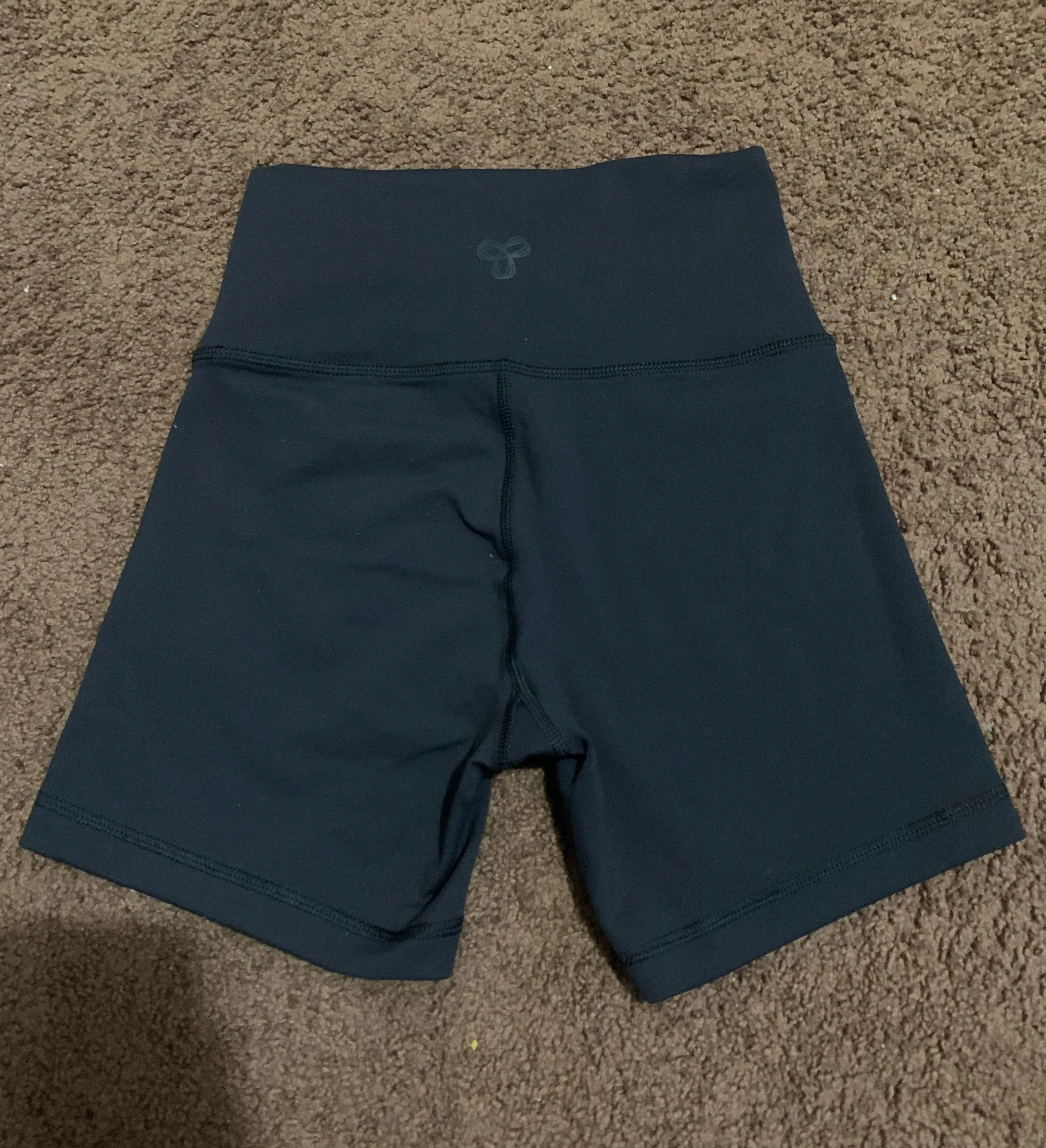 Aritzia 5” Biker Shorts - Image 5