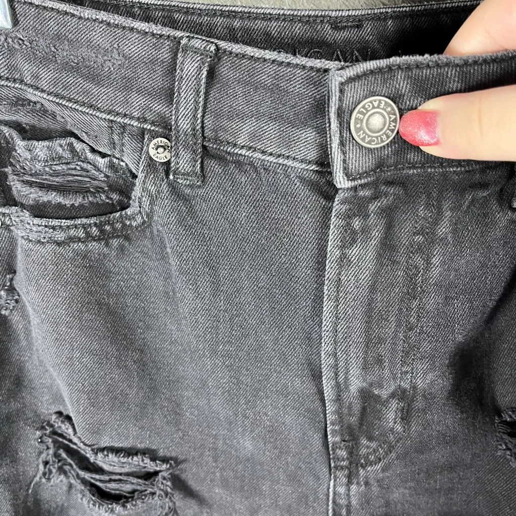 American Eagle 90s Mom Jeans Women’s Size 4 Distressed Black Denim Ripped Grunge - Image 9
