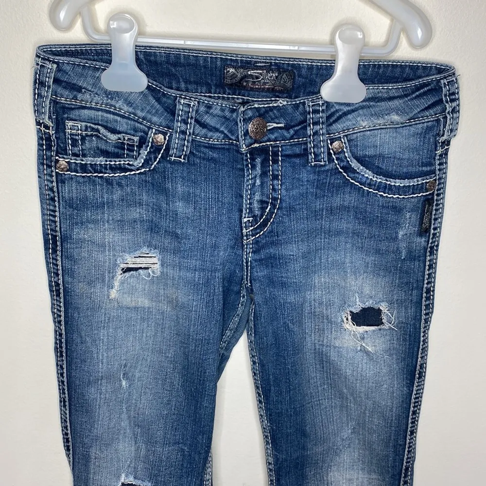 Silver Jeans Frances 18” distressed bootcut jeans size w28 - Image 46