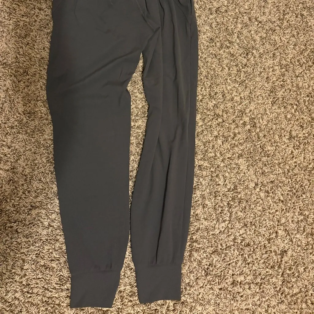 Athleta Salutation Jogger Pants XXS Xtra Xtra Small Solid Gray Nylon Blend - Image 3