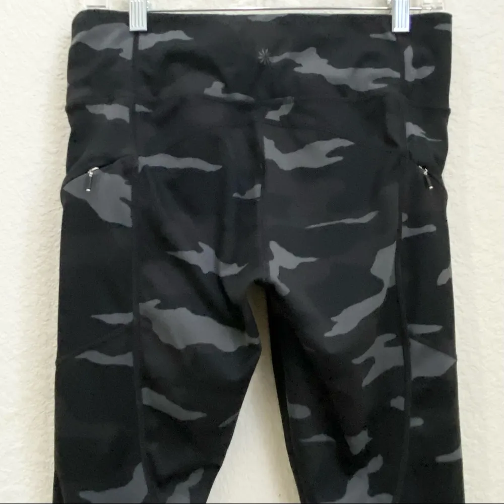 ATHLETA Black Gray Camo Contender 7/8 Tights Powerlifting Leggings Size M - Image 6